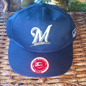 NWT MLB youth hat  